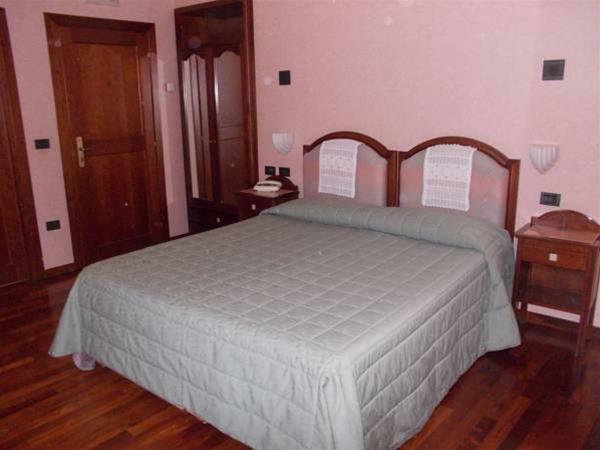 Albergo Del Teatro Spello Esterno foto